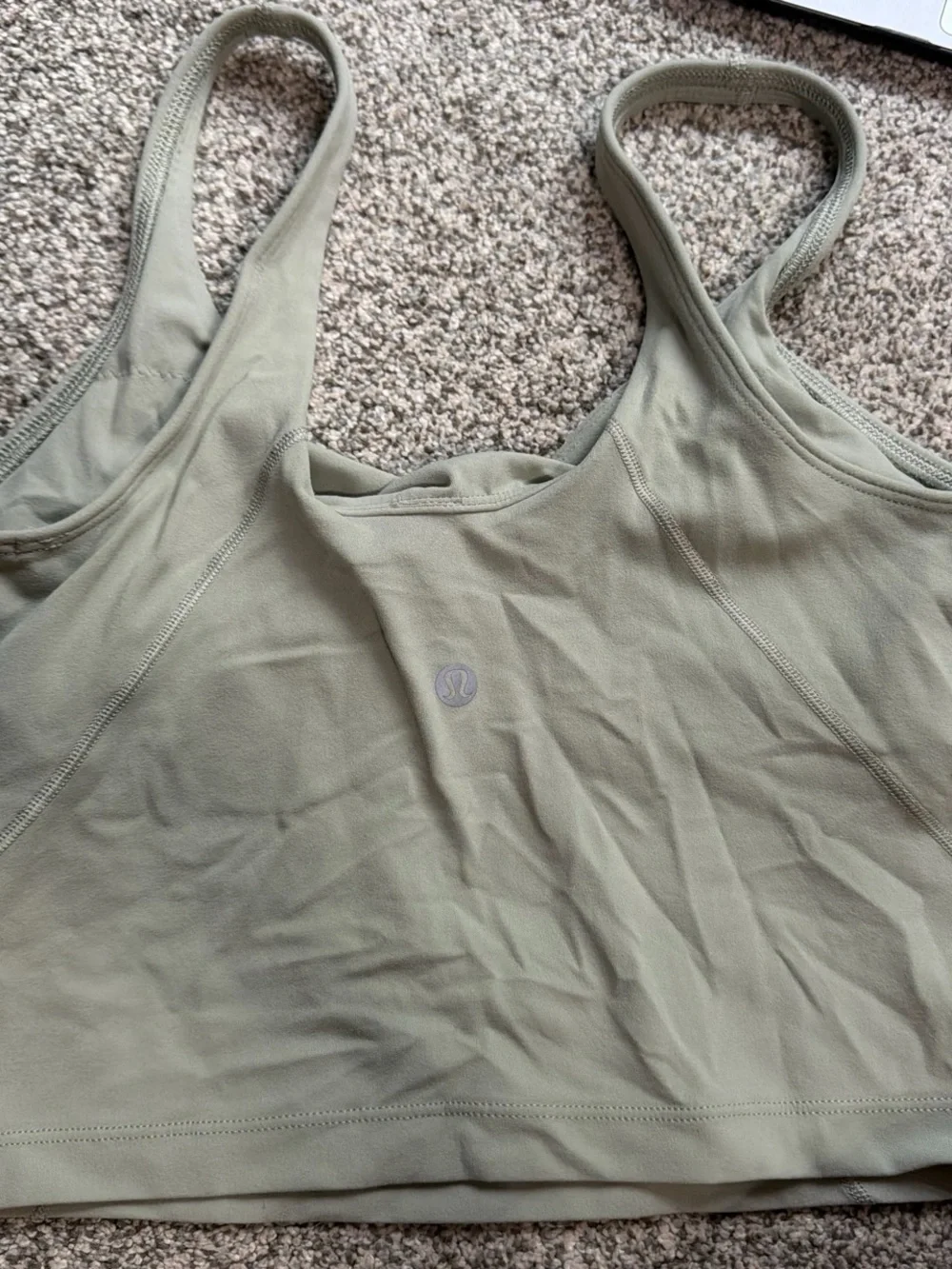 lululemon athletica sage green cropped tank (no padding)